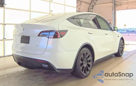 2022 Tesla Model Y z USA, uszkodzony, nr VIN 7SAYGDEE9NF332623